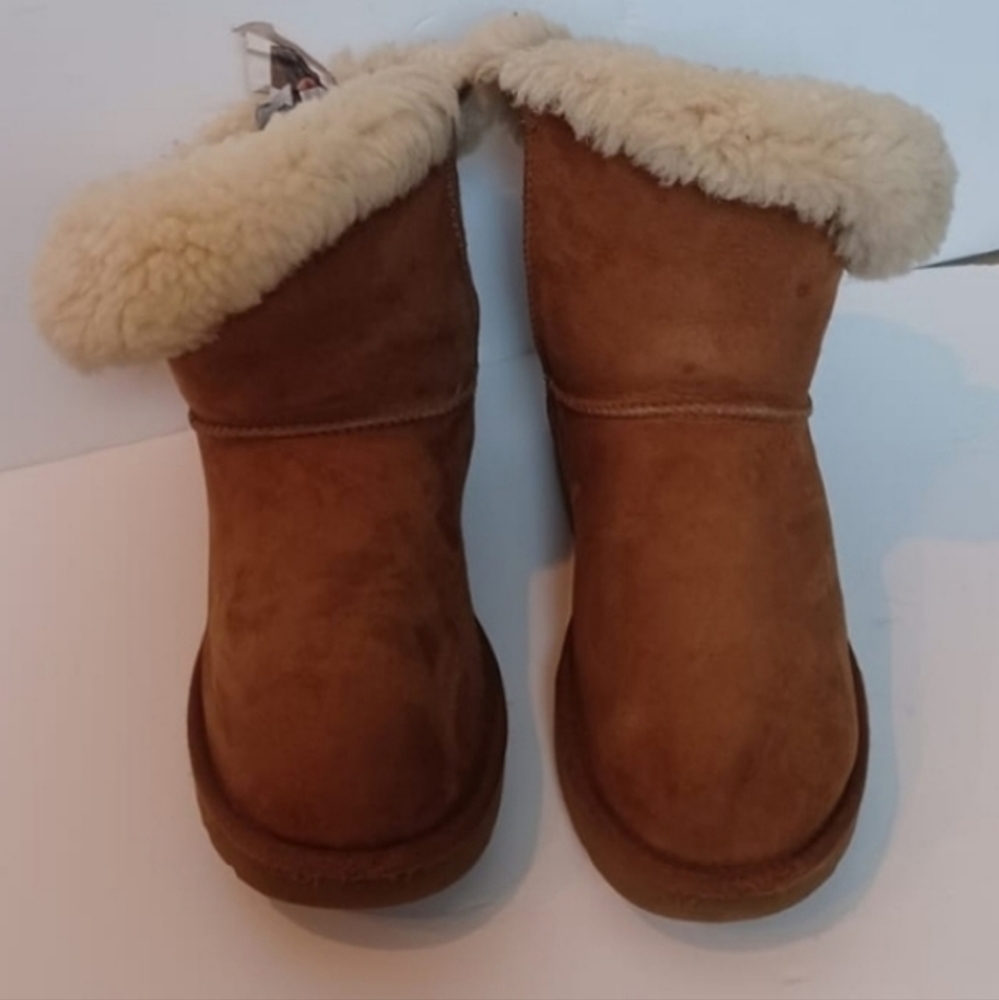 UGG BAILEY BUTTON chestnut - Picture 2 of 5